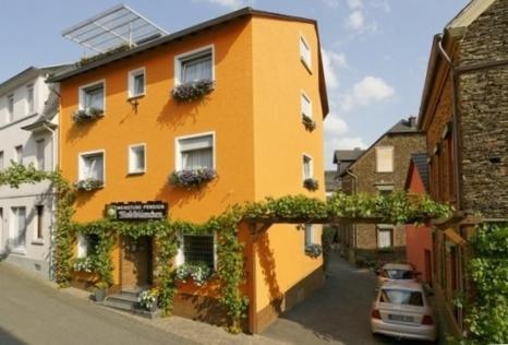 Weinstube Pension Moselbluemchen Zeltingen-Rachtig Bagian luar foto