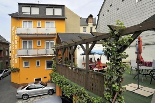 Weinstube Pension Moselbluemchen Zeltingen-Rachtig Bagian luar foto